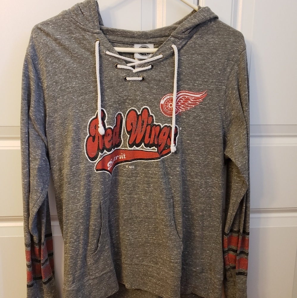 Thin hoodie